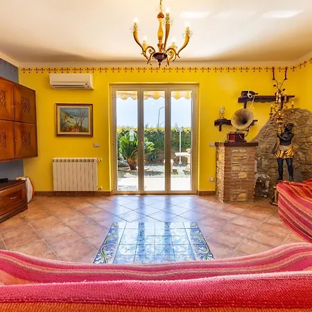 Manganaro Apartment